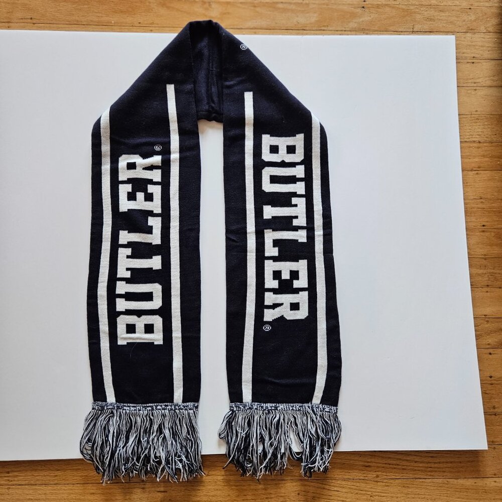 LOGOFIT Navy Blue Butler Knit Scarf with Fringe